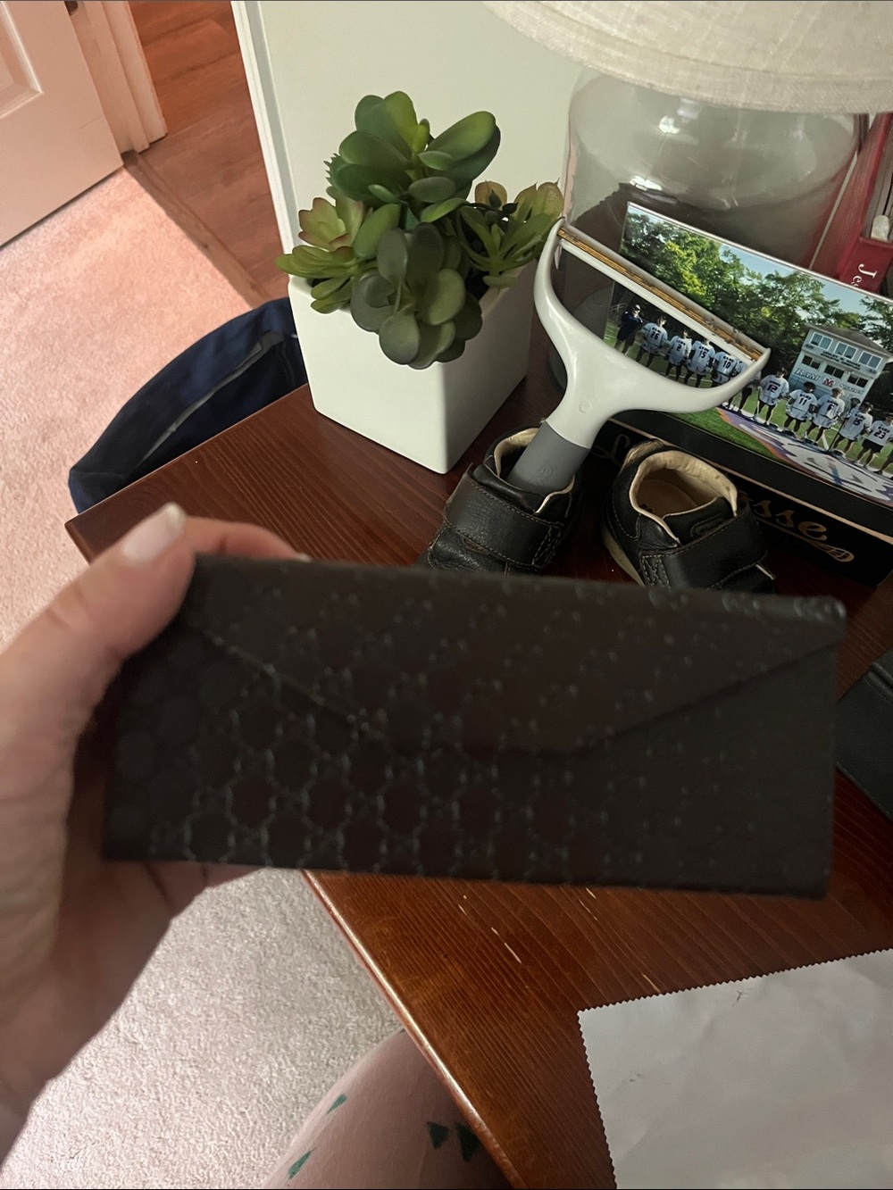 Gucci Brown Leather glasses Case with Gray Suede Interior